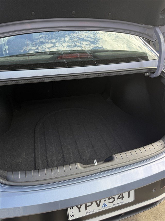 2025 Hyundai i30 Elite Hybrid