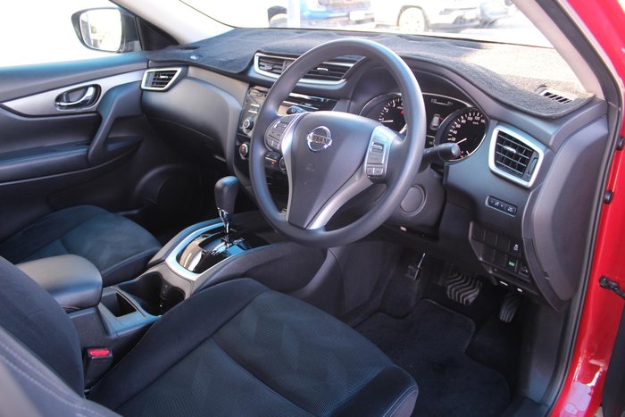 2015 Nissan X-TRAIL ST