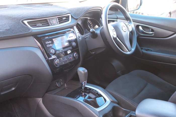 2015 Nissan X-TRAIL ST