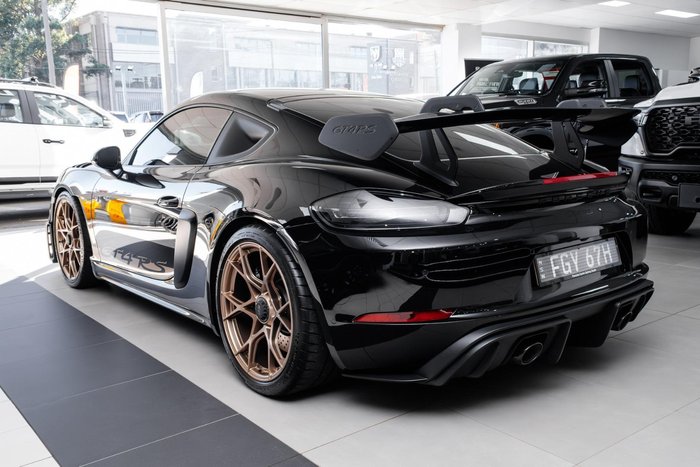 2024 Porsche 718 Cayman GT4 RS