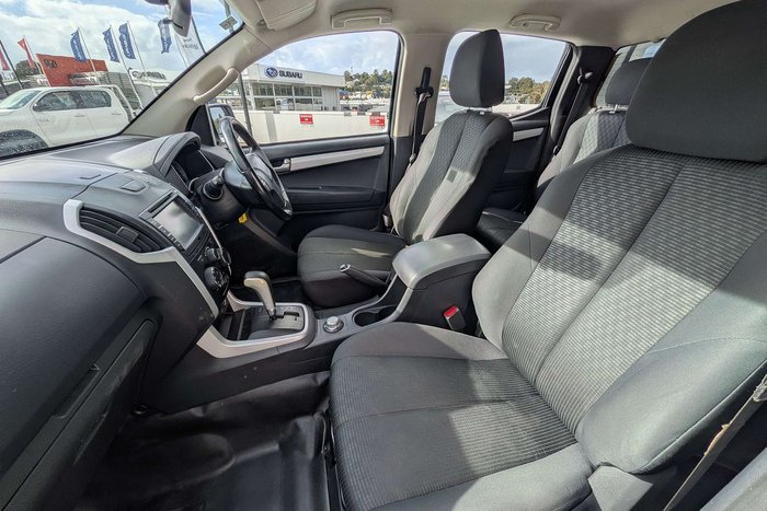 2017 Isuzu D-MAX LS-M
