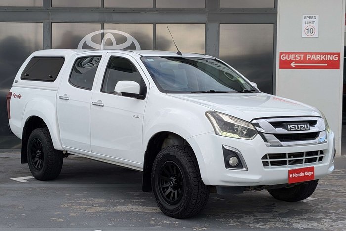 2017 Isuzu D-MAX LS-M