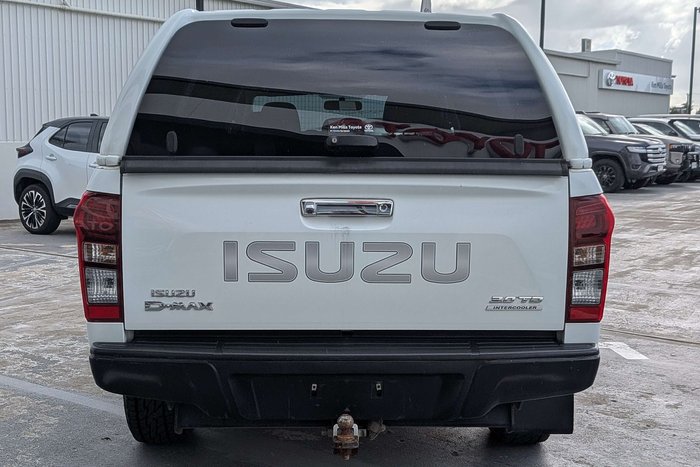 2017 Isuzu D-MAX LS-M