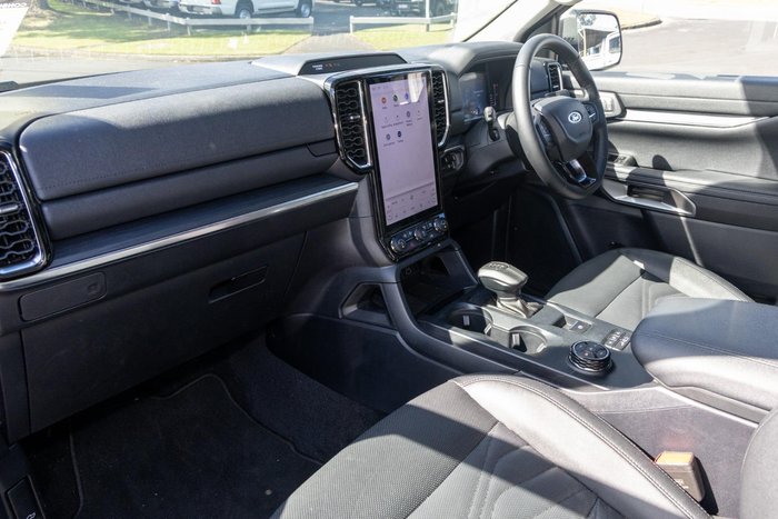 2025 Ford Everest Trend