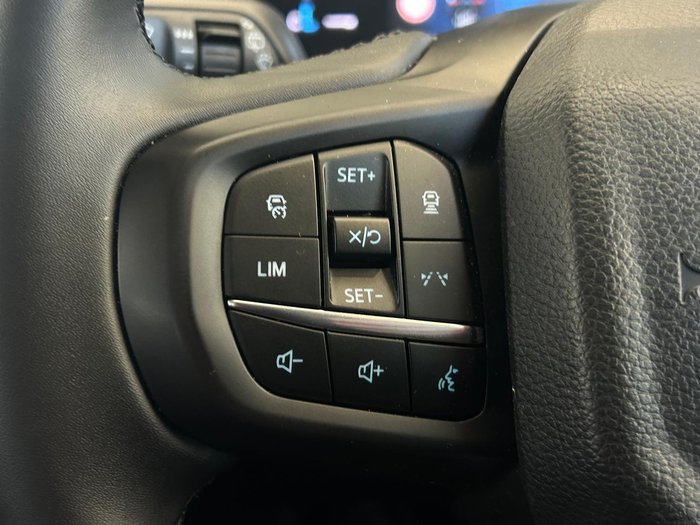 2025 Ford Everest Trend