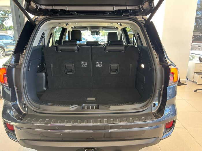 2025 Ford Everest Trend