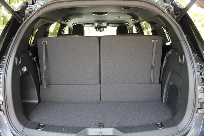 2026 Isuzu MU-X LS-T