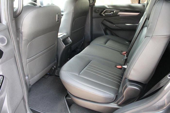 2026 Isuzu MU-X LS-T