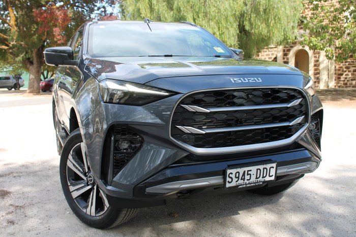 2026 Isuzu MU-X LS-T