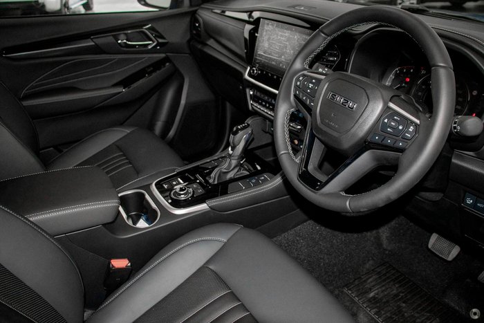 2026 Isuzu MU-X LS-T