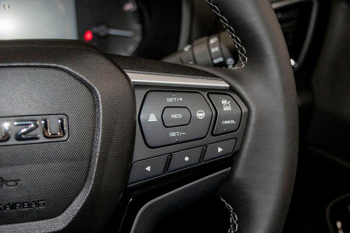 2026 Isuzu MU-X LS-T