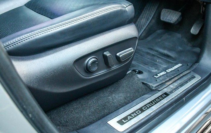 2022 Toyota Landcruiser Sahara ZX