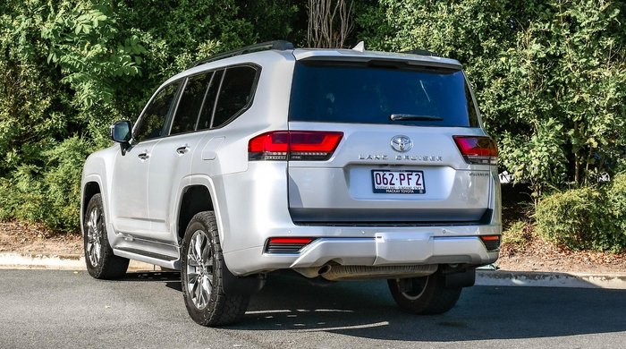 2022 Toyota Landcruiser Sahara ZX