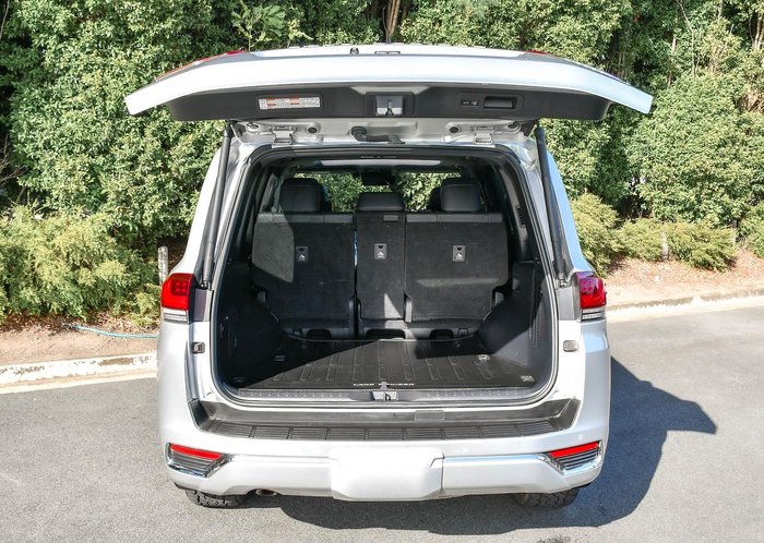 2022 Toyota Landcruiser Sahara ZX