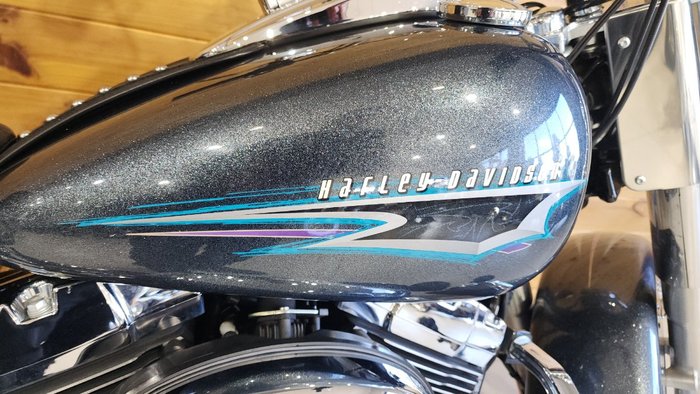 2015 HARLEY-DAVIDSON FLSTC HERITAGE SOFTAIL CLASSIC