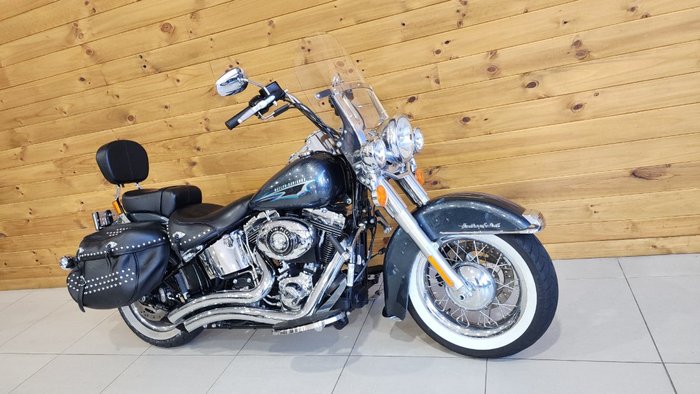 2015 HARLEY-DAVIDSON FLSTC HERITAGE SOFTAIL CLASSIC