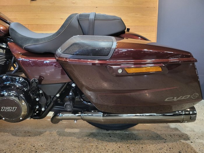 2024 HARLEY-DAVIDSON FLTRXSE CVO ROAD GLIDE (121)