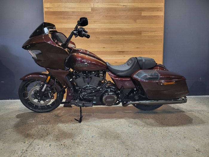 2024 HARLEY-DAVIDSON FLTRXSE CVO ROAD GLIDE (121)