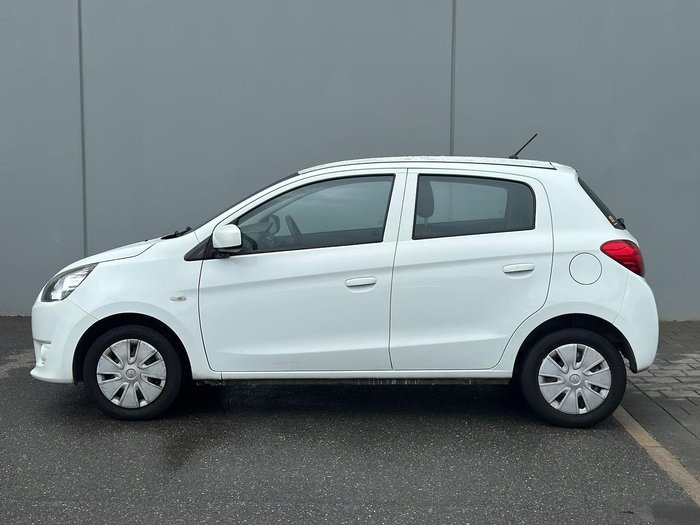 2016 Mitsubishi Mirage ES