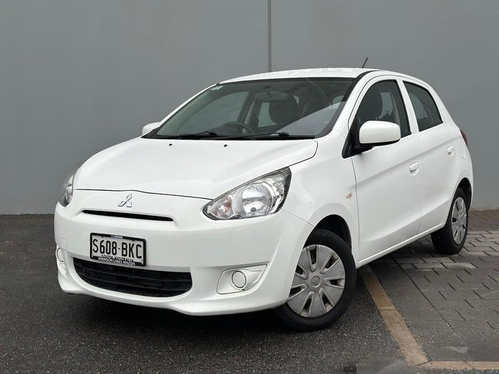 2016 Mitsubishi Mirage ES