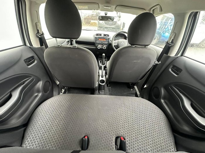 2016 Mitsubishi Mirage ES