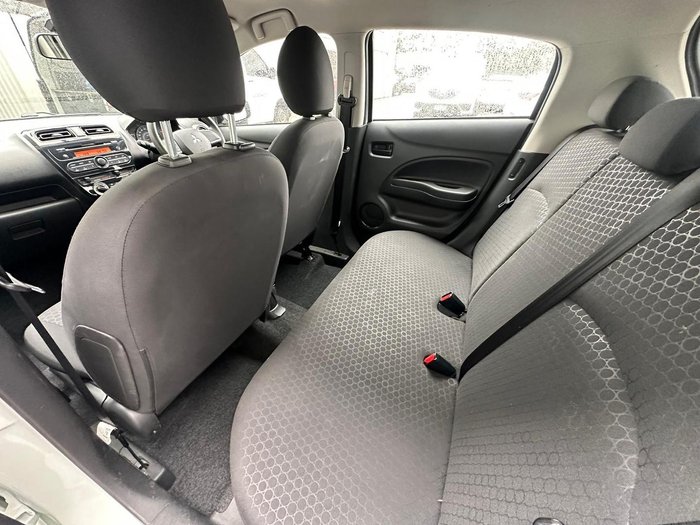 2016 Mitsubishi Mirage ES