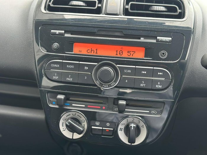 2016 Mitsubishi Mirage ES