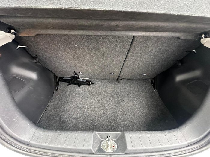 2016 Mitsubishi Mirage ES