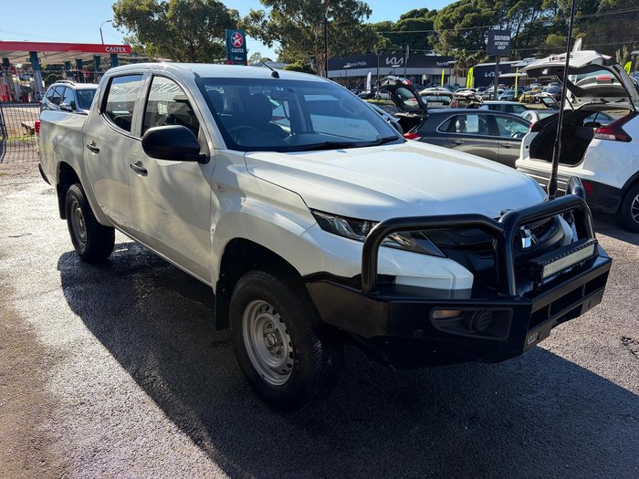 2020 Mitsubishi Triton GLX MR MY20 4X4 Dual Range White