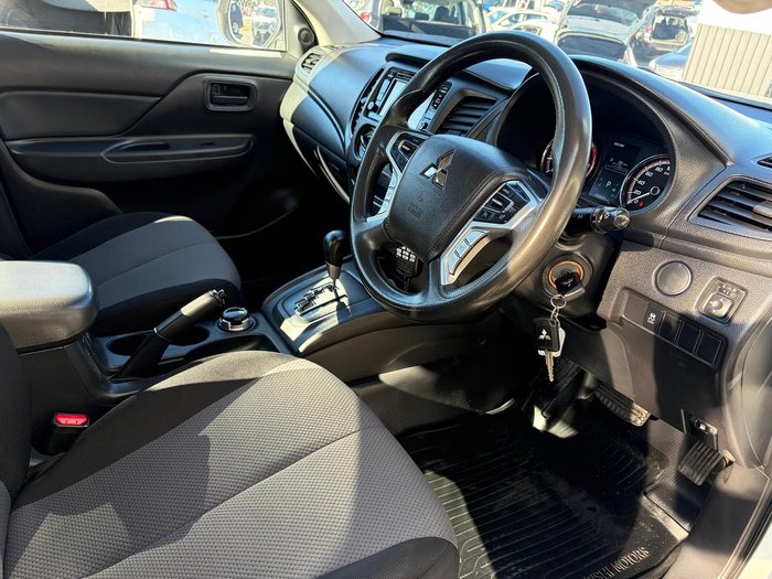 2020 Mitsubishi Triton GLX MR MY20 4X4 Dual Range White