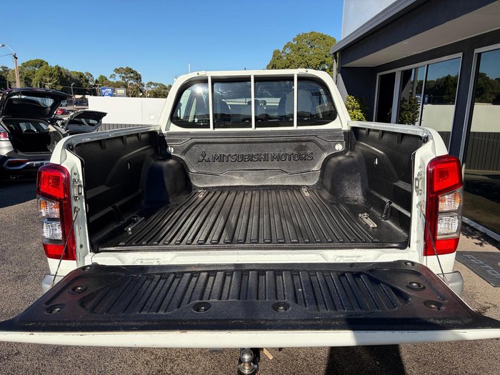 2020 Mitsubishi Triton GLX MR MY20 4X4 Dual Range White