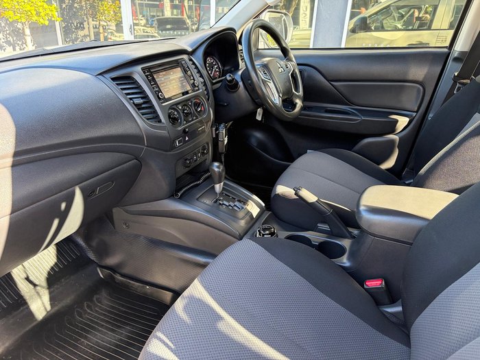 2020 Mitsubishi Triton GLX MR MY20 4X4 Dual Range White