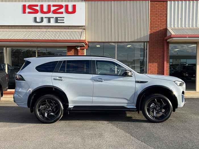 2025 Isuzu MU-X X-TERRAIN