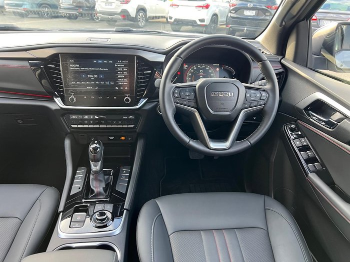 2025 Isuzu MU-X X-TERRAIN