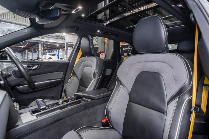 2021 Volvo XC60 T8 Polestar MY21 4X4 On Demand Bright Silver