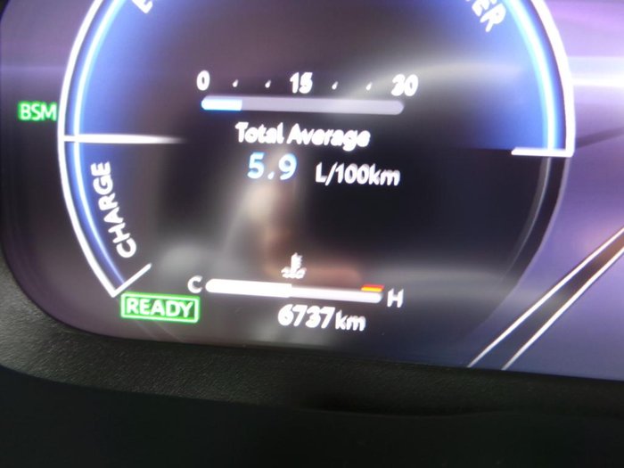 2025 Toyota RAV4 XSE