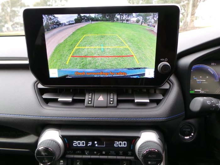 2025 Toyota RAV4 XSE