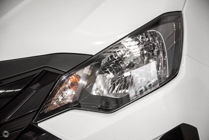2025 Isuzu D-MAX SX