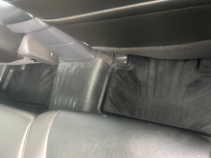 2021 Isuzu MU-X LS-T MY19 4X4 Dual Range Silky White