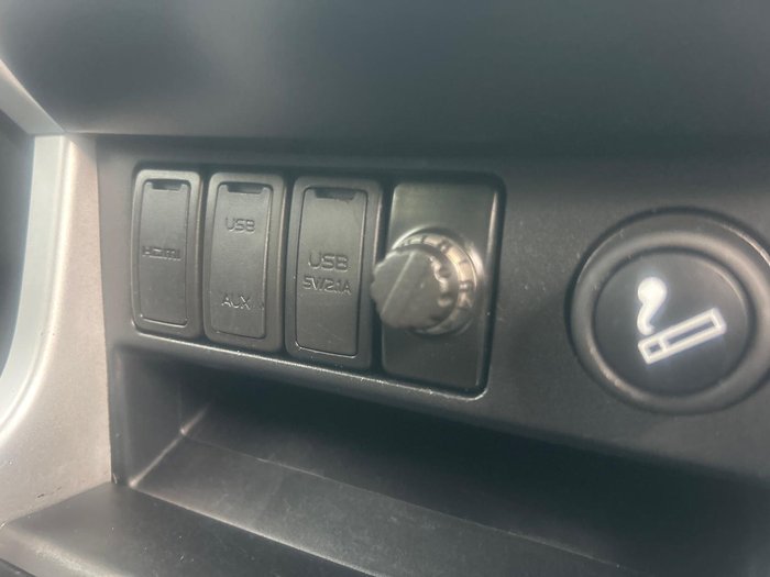 2021 Isuzu MU-X LS-T MY19 4X4 Dual Range Silky White