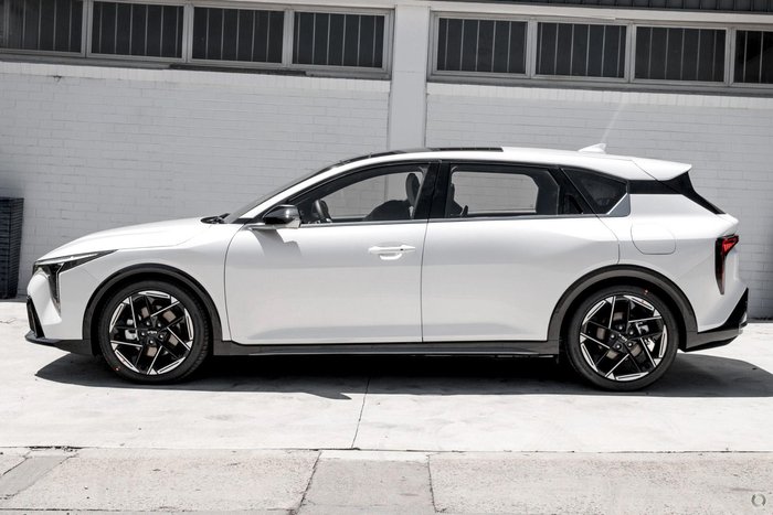 2026 Kia K4 GT-Line CL4m MY26 Snow White Pearl