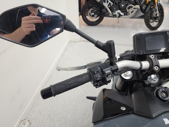 2022 YAMAHA MT-09A (MT-09) SILVER ICE/STORM GREY