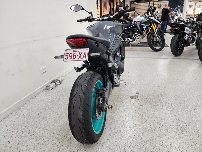 2022 YAMAHA MT-09A (MT-09) SILVER ICE/STORM GREY