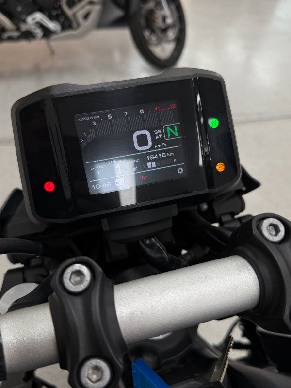 2022 YAMAHA MT-09A (MT-09) SILVER ICE/STORM GREY