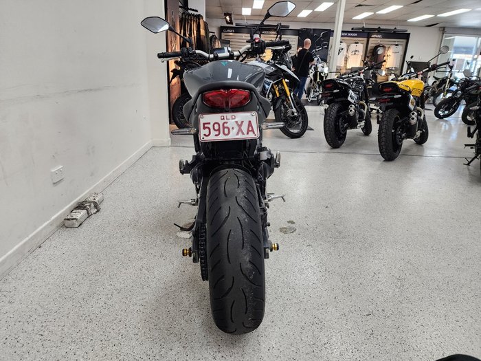 2022 YAMAHA MT-09A (MT-09) SILVER ICE/STORM GREY