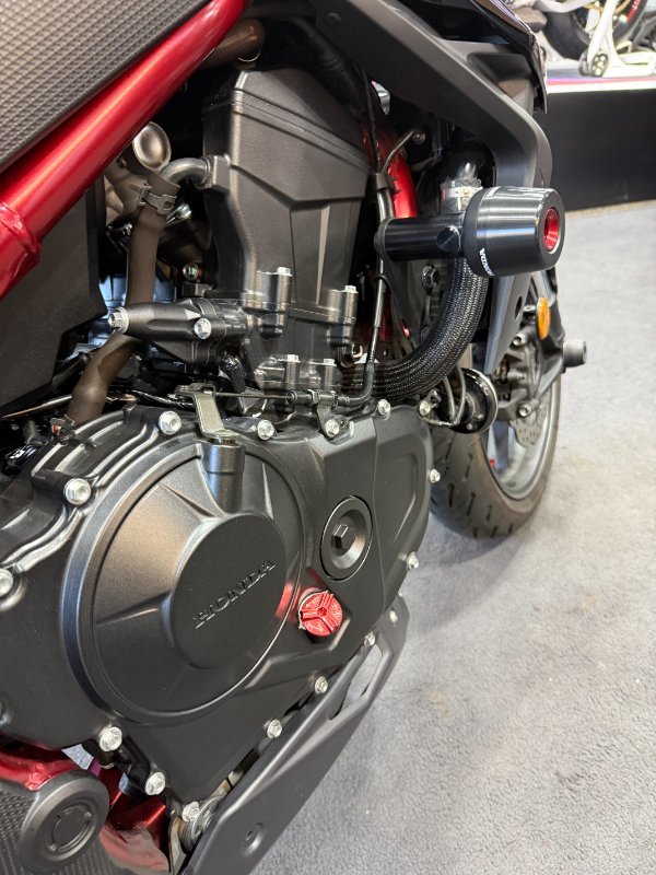 2023 Honda CB750 (HORNET) Black