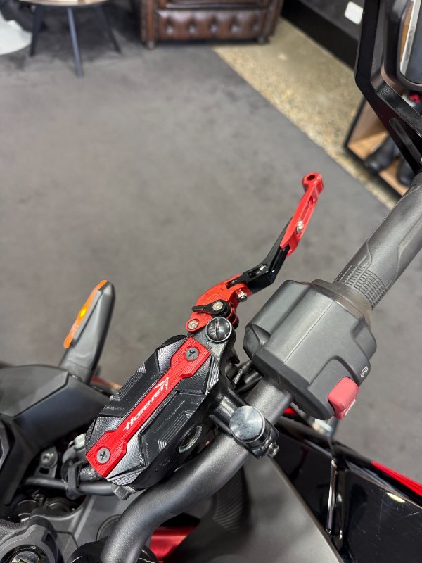 2023 Honda CB750 (HORNET) Black