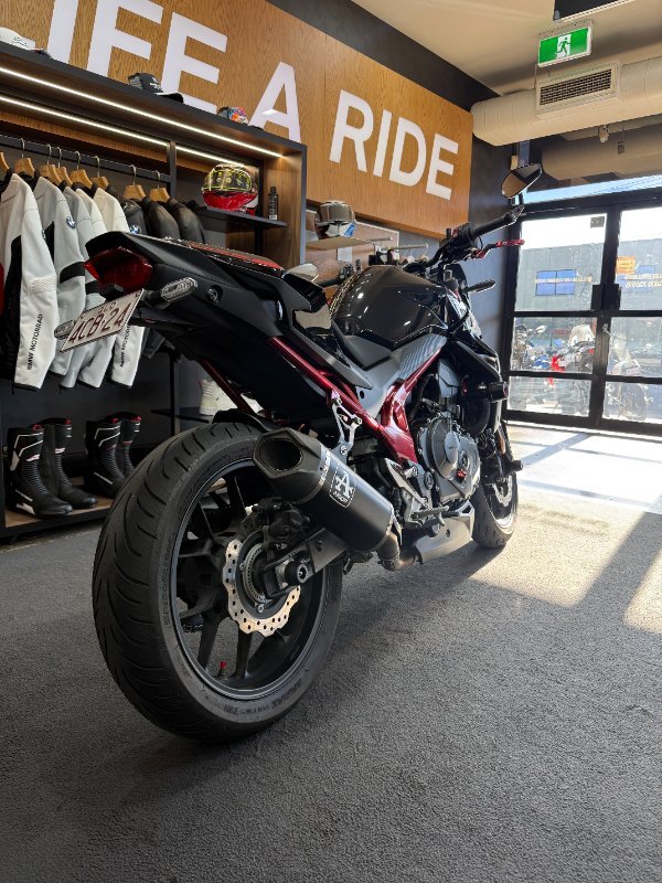 2023 Honda CB750 (HORNET) Black