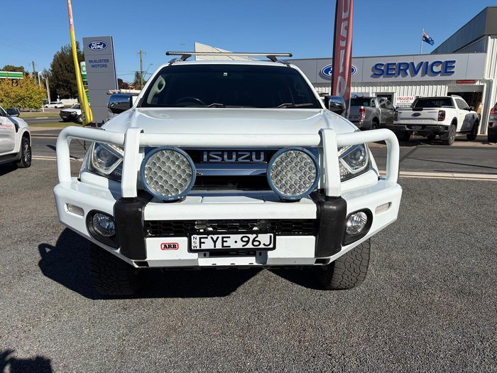 2017 Isuzu MU-X LS-T