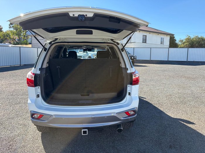 2017 Isuzu MU-X LS-T